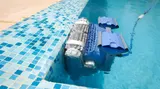 Robot pentru curatarea piscinei Maytronics Dolphin Supreme M400 — imaginea 7